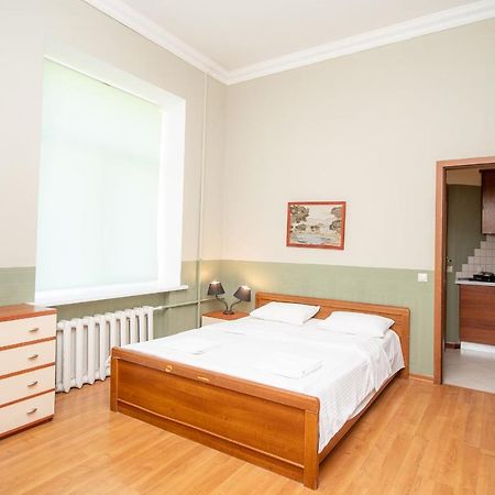 Простора 3 Кімнатна Біля Майдану Незалежності Apartment Kiev Luaran gambar