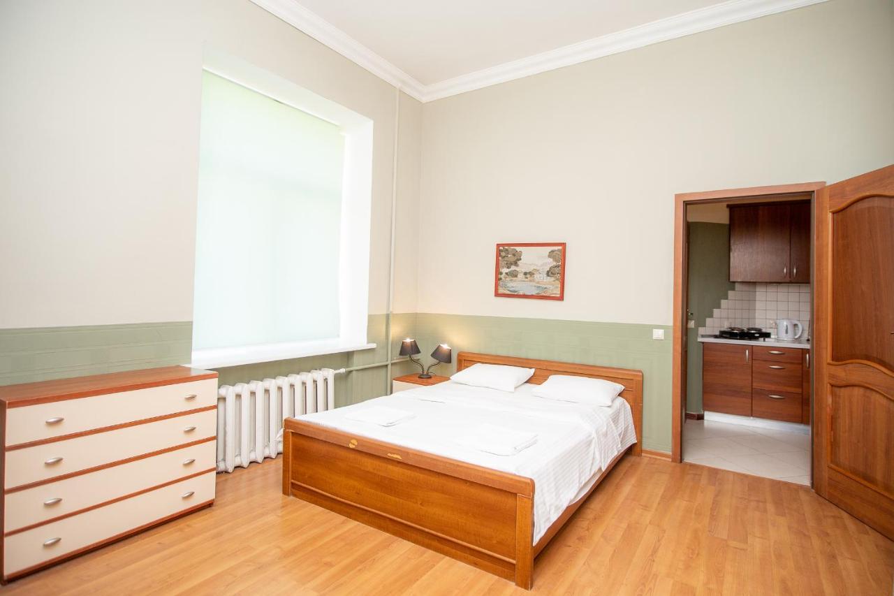 Простора 3 Кімнатна Біля Майдану Незалежності Apartment Kiev Luaran gambar