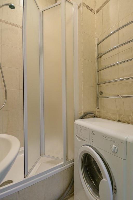 Простора 3 Кімнатна Біля Майдану Незалежності Apartment Kiev Luaran gambar